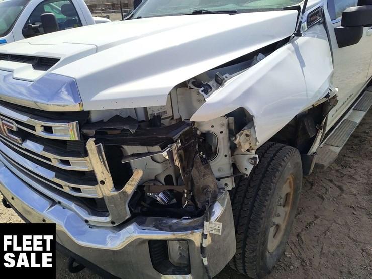 2023-gmc-sierra-2500hd-image-29