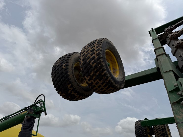 john-deere-1890-image-16