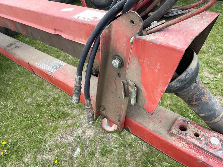 new-holland-790-image-17
