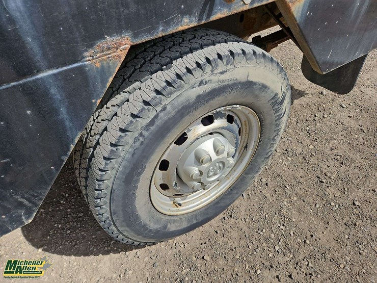 2004-dodge-ram-2500-image-12