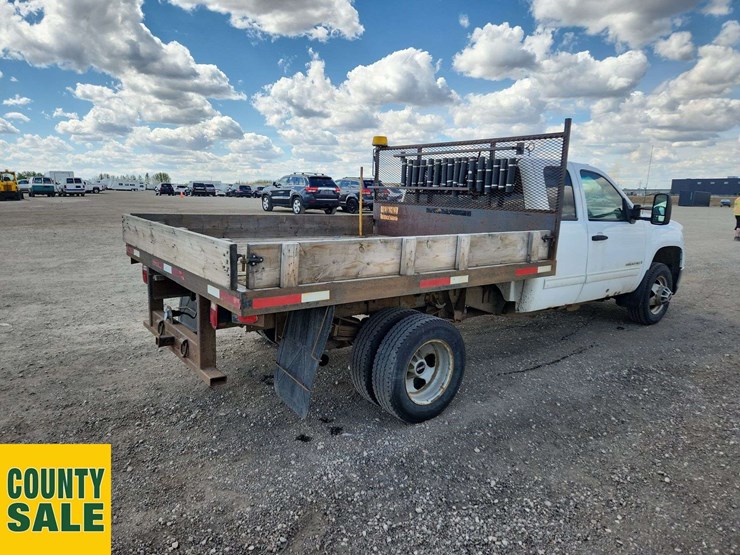 2008-gmc-sierra-3500hd-image-4