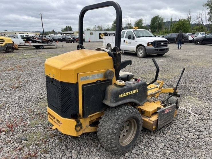 2018-hustler-z-zero-turn-mower-image-3