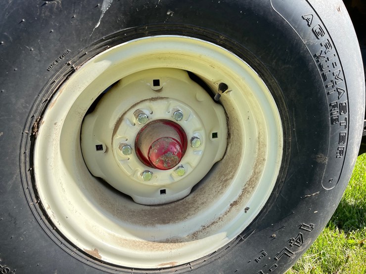 case-ih-rbx561-image-12