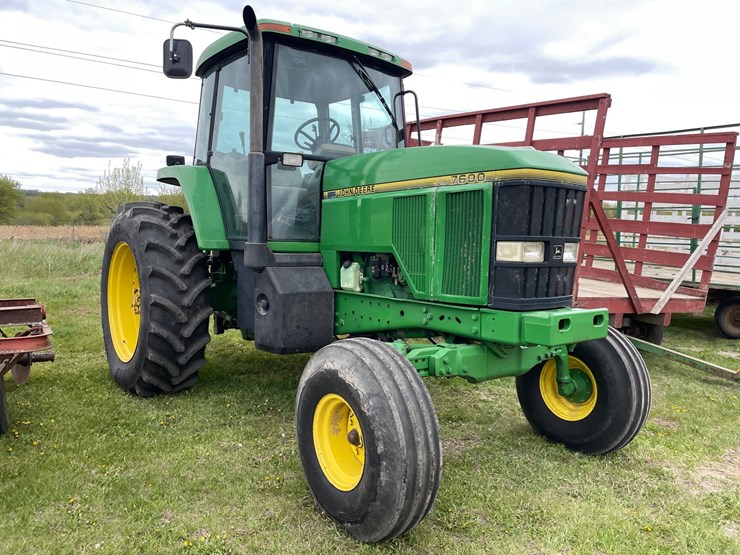 john-deere-7600-image-3
