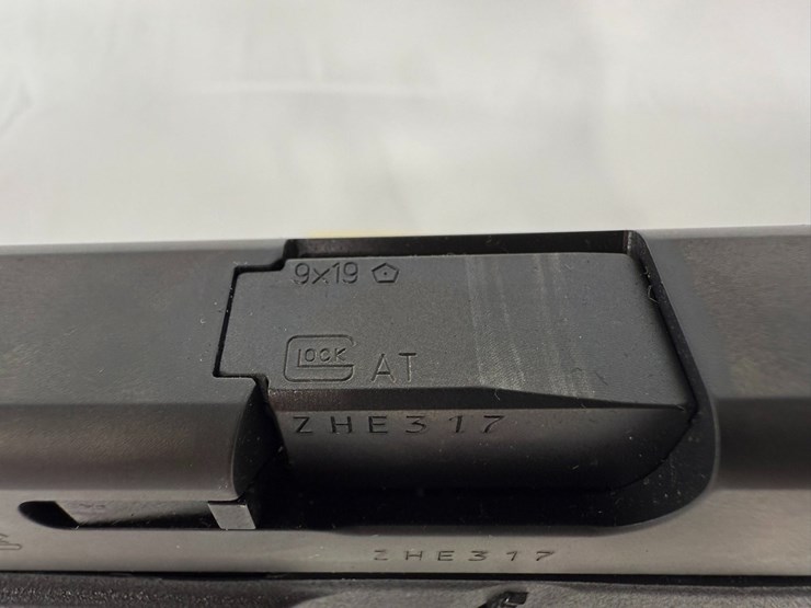 #28-•-glock-43-9mm-pistol-zhe317-image-21