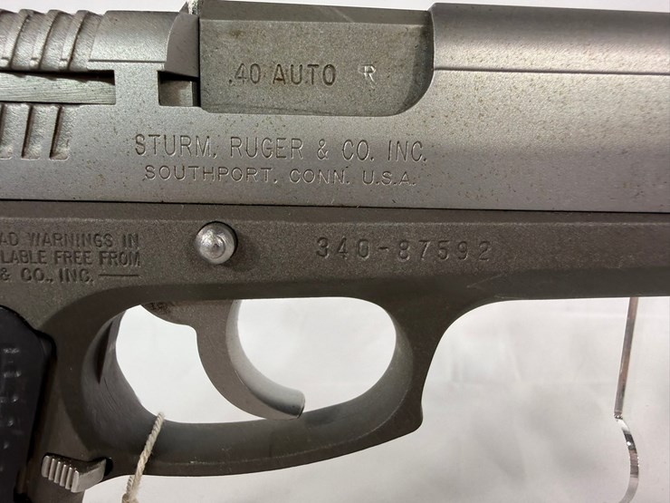 #38-•-ruger-p94-40-auto-pistol-340-87592-image-13