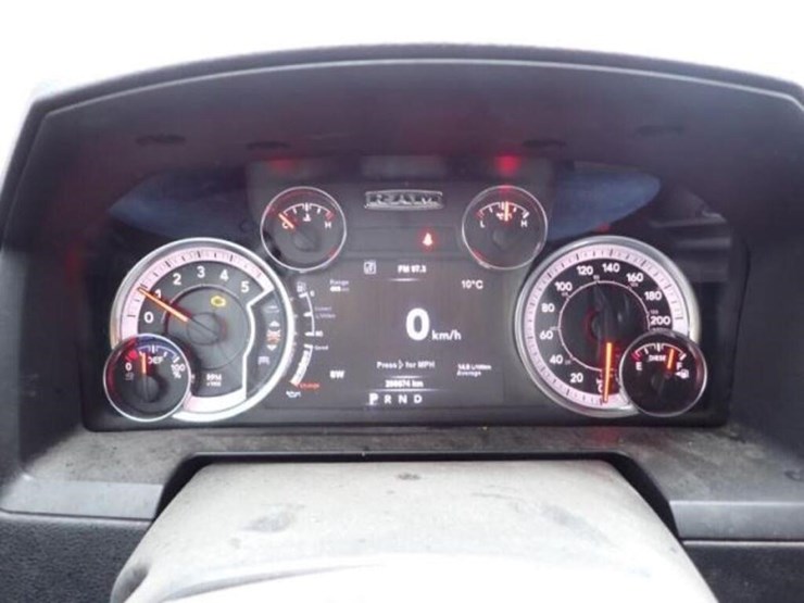 2017-dodge-ram-1500-image-13