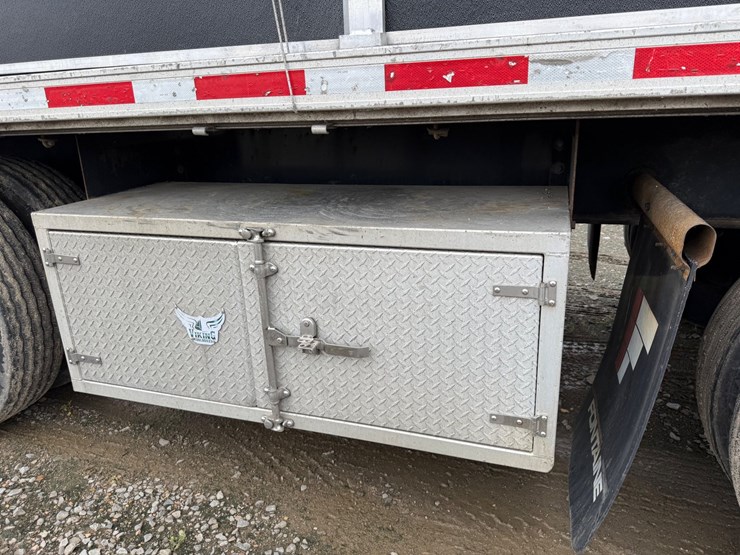 2016-fontaine-flat-bed-trailer-image-53