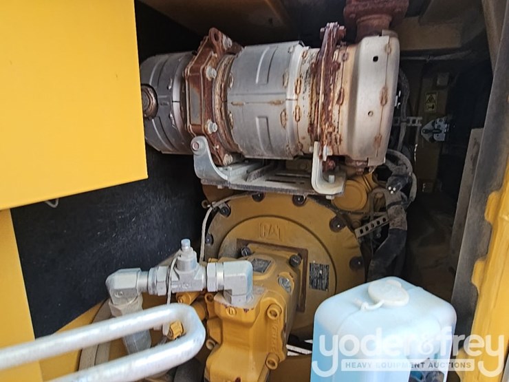 2020-caterpillar-308-image-32
