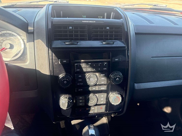 2012-ford-escape-image-15