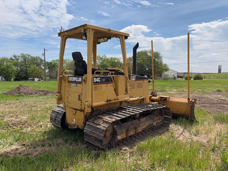 1995-caterpillar-d4c-image-5
