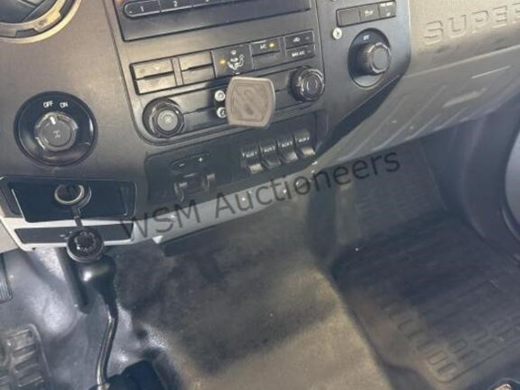 2013-ford-f350-image-21