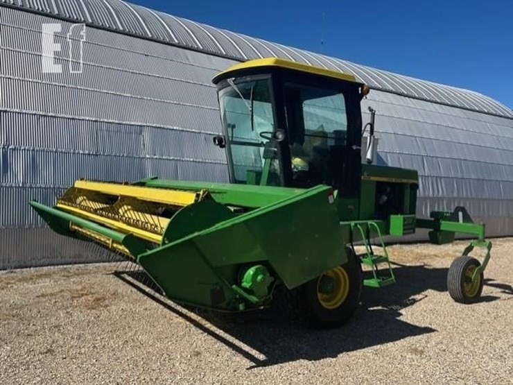 john-deere-2420-image-4