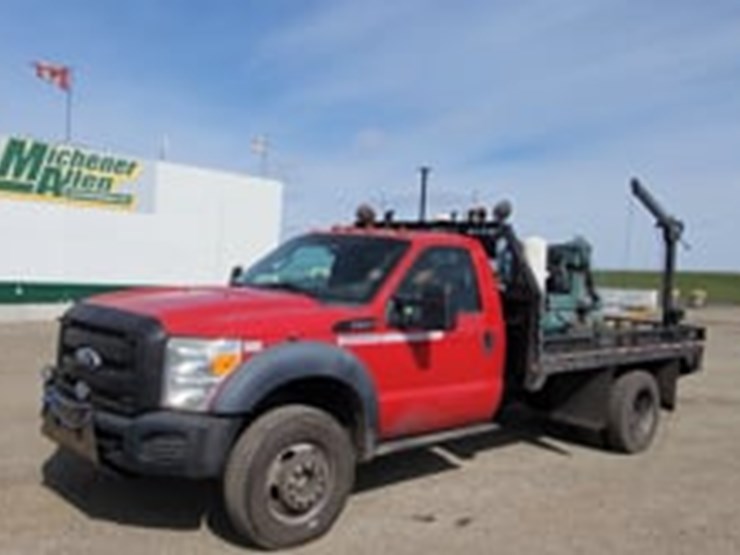 2011-ford-f550-image-5