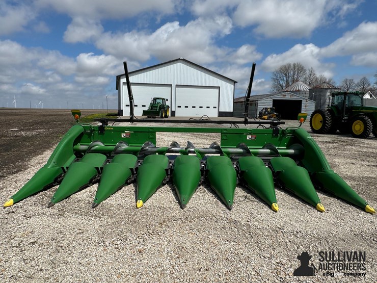 2020-john-deere-708c-image-8
