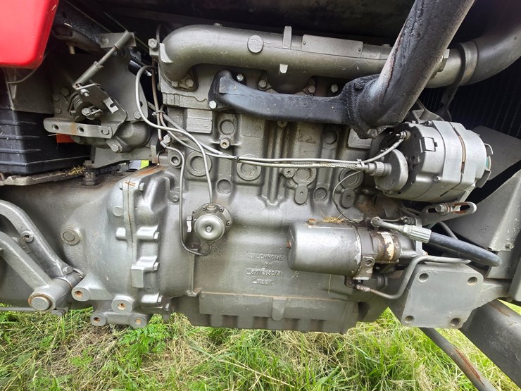 massey-ferguson-175-image-19