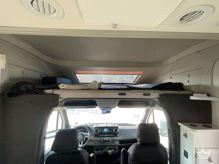 2021-mercedes-benz-sprinter-3500-xd-image-36