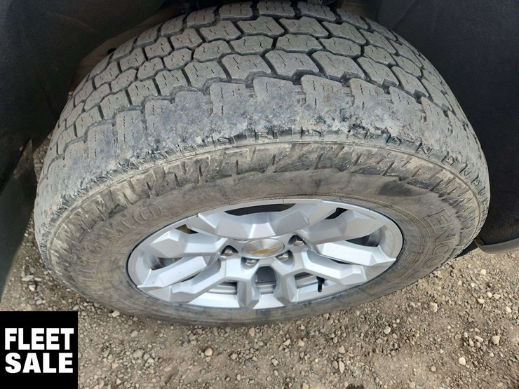 2024-chevrolet-silverado-1500-image-12