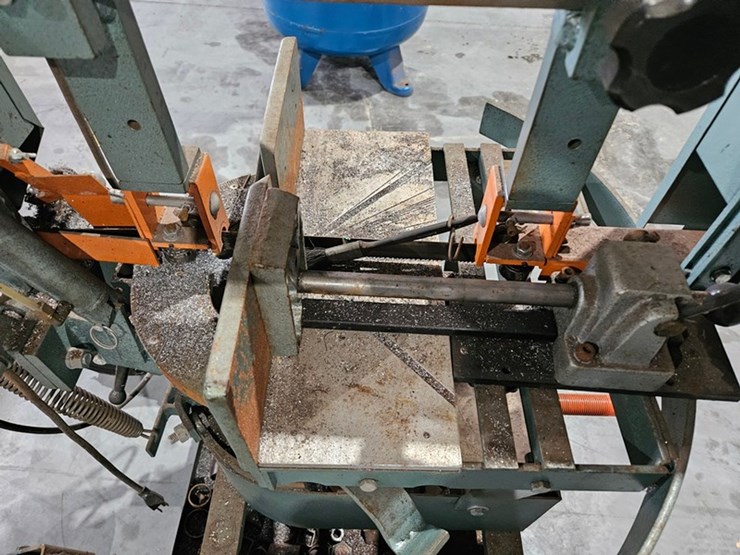 #6189-•-ellis-1600-metal-band-saw-image-9