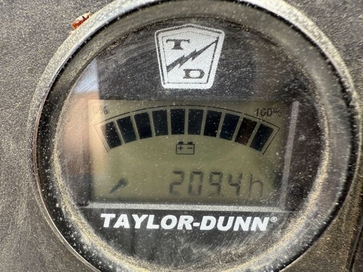 2019-taylor-dunn-bigfoot-electric-utility-cart-image-14