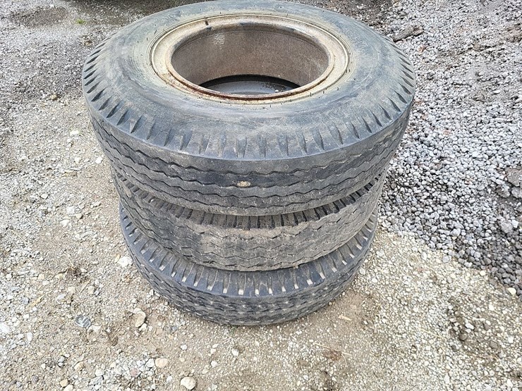 (3)-9.00-20-tires-w/dayton-rims-image-3