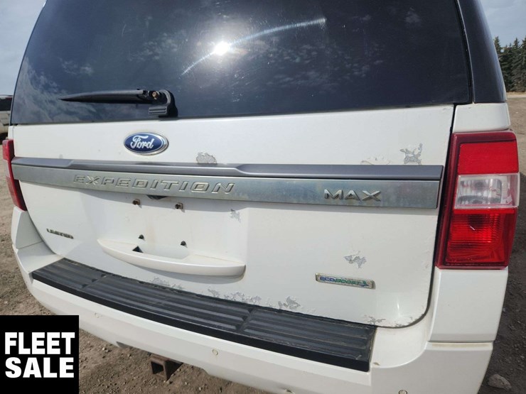 2015-ford-expedition-image-48