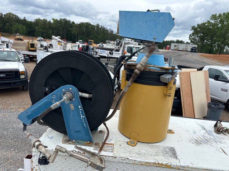 2015-international-durastar-4400-image-24