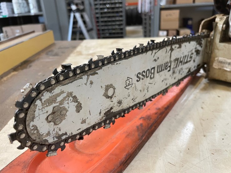 #10229-•-stihl-ms271-chainsaw-image-2