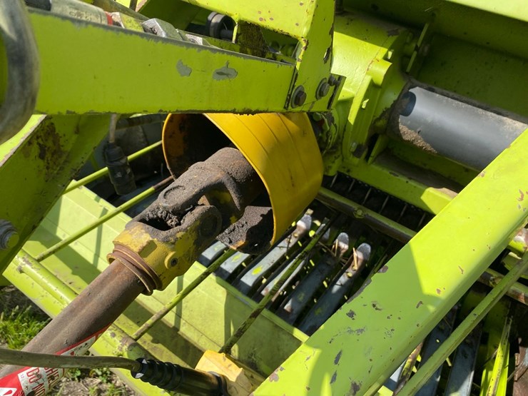 claas-rollant-66-image-9
