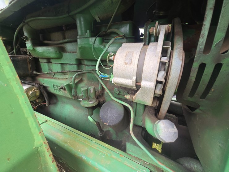 john-deere-2840-image-15