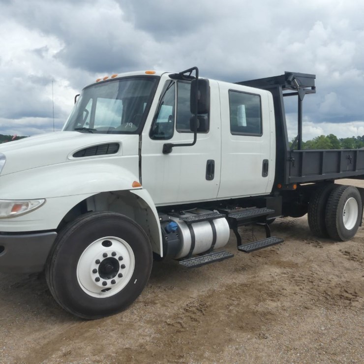 2017 INTERNATIONAL DURASTAR 4300