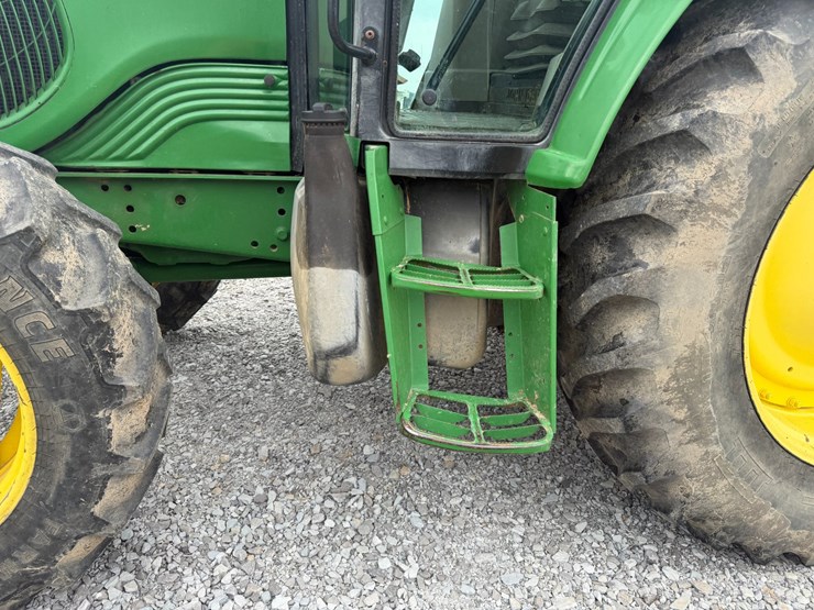 2004-john-deere-6420-image-27