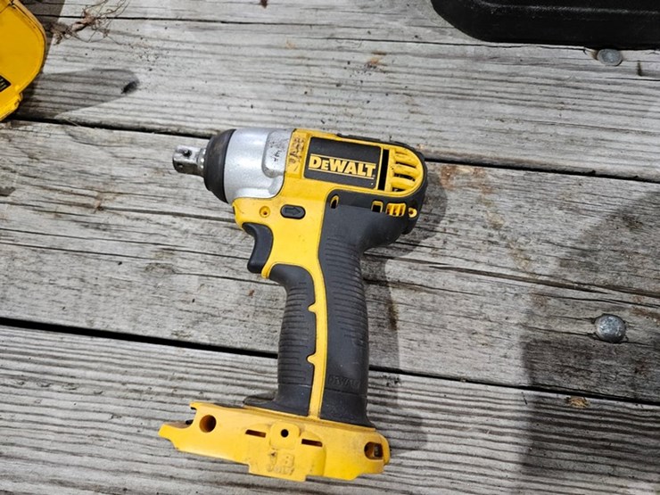 #6250-•-dewalt-18v-power-tools-and-batteries-image-7