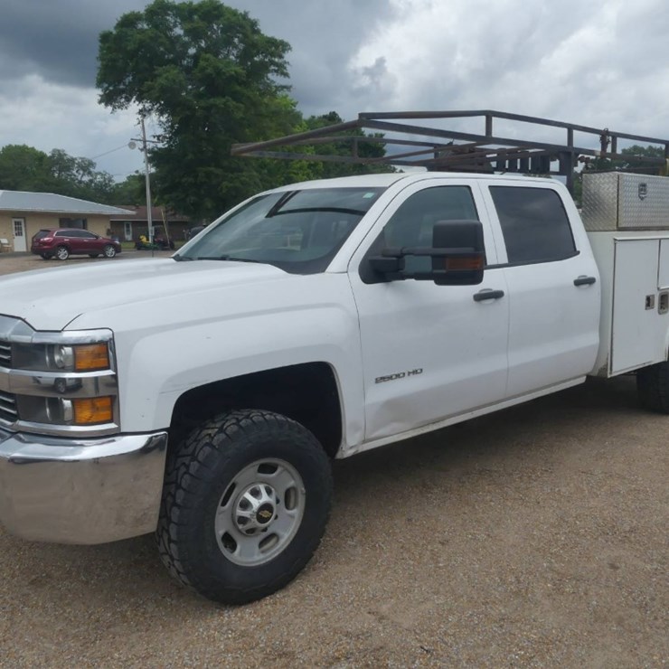 2017 CHEVROLET 2500HD