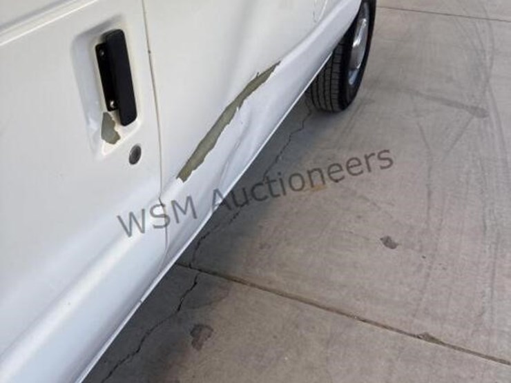 2006-ford-cargo-image-5