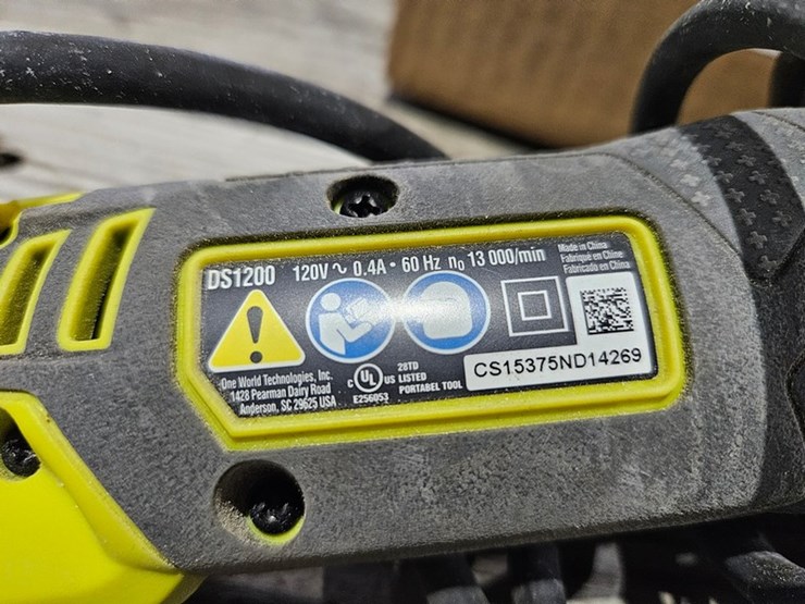 #6247-•-ryobi-zrds1200-detail-sander-image-4