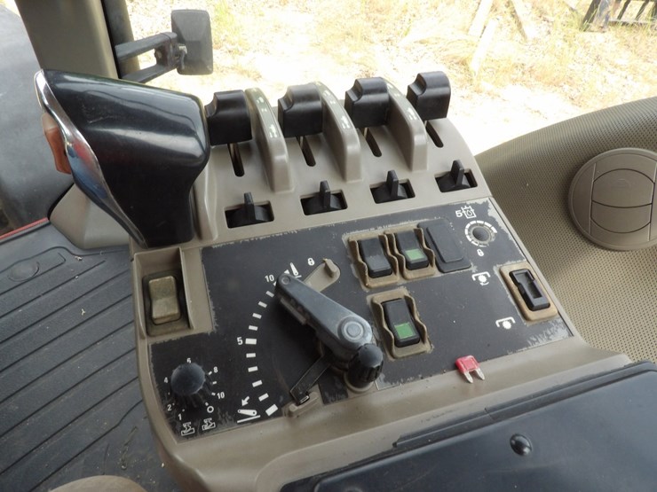 case-ih-mx270-image-20