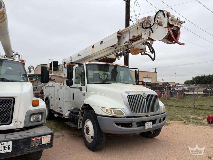 2005-international-durastar-4300-image-27
