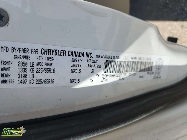 dodge-grand-caravan-image-27