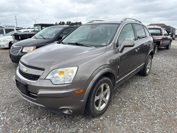 2012-chevrolet-captiva-image-1