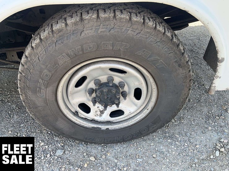 2021-ford-f350-image-11