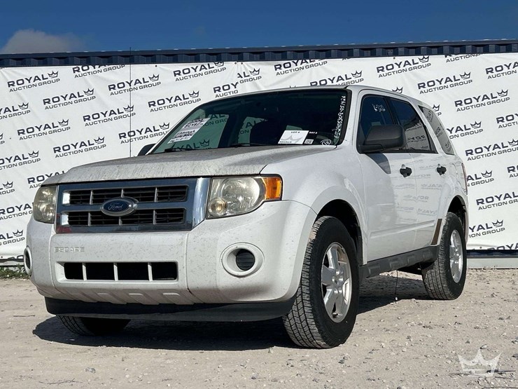 2009-ford-escape-image-1