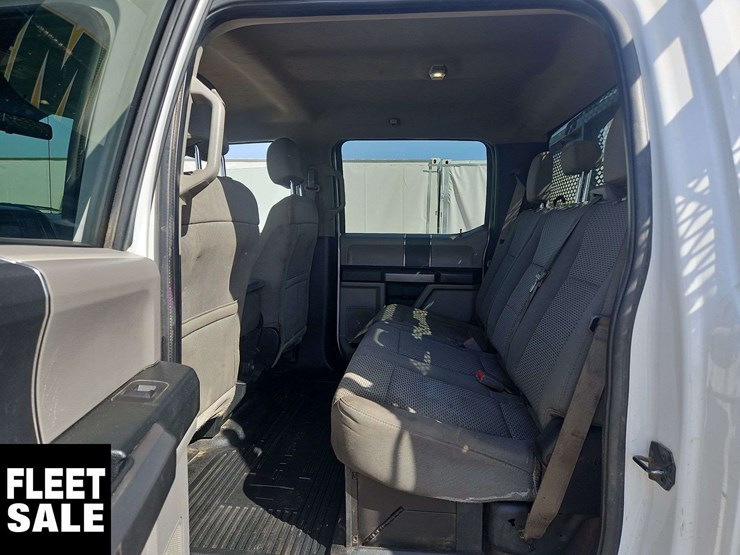 2017-ford-f550-image-38