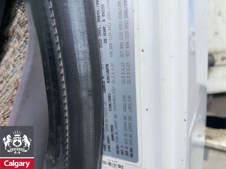 international-workstar-7400-image-29
