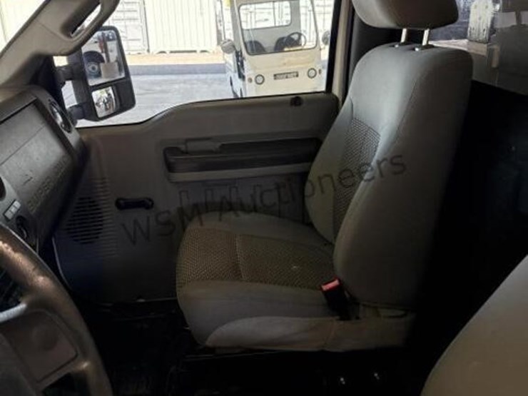 2012-ford-f350-image-21