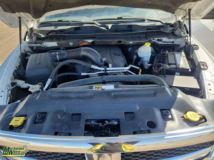 2014-dodge-1500-image-27