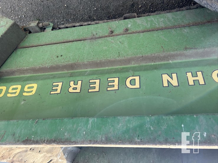 john-deere-660-image-30
