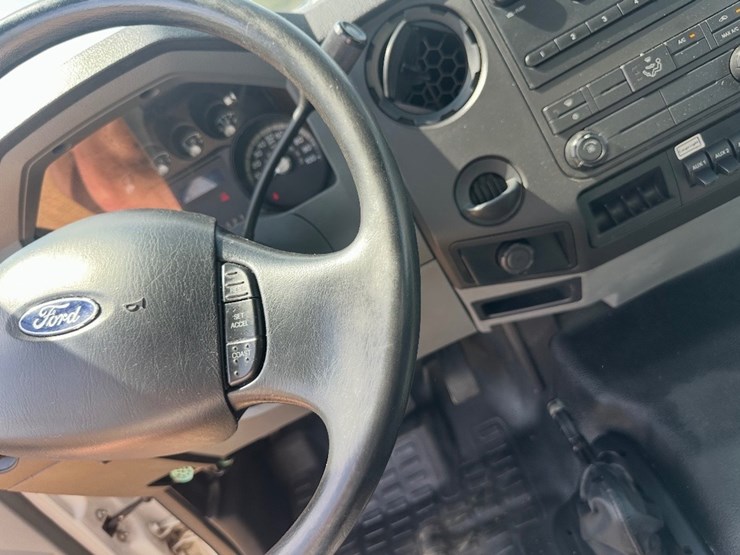 2015-ford-f650-image-5