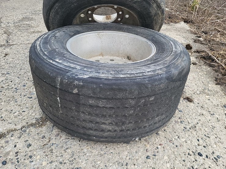 (2)-445/50r22.5-tires-w/aluminum-rims---tag-#1235-image-7