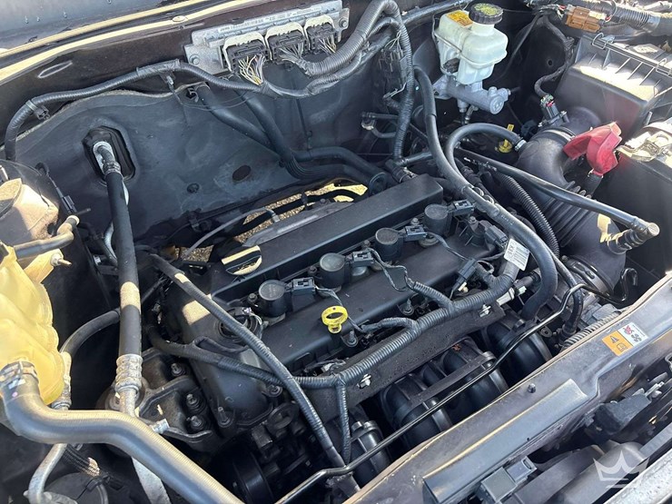 2012-ford-escape-image-9